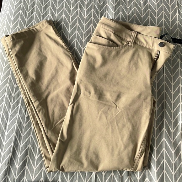 lululemon athletica Other - Men’s ABC 32” inseam pants